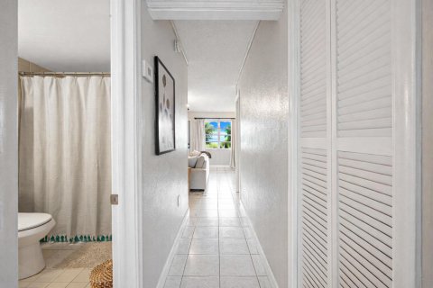 Condominio en venta en Miami Gardens, Florida, 1 dormitorio, 77.67 m2 № 2252560 - foto 15
