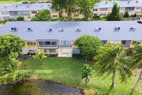 Condominio en venta en Miami Gardens, Florida, 1 dormitorio, 77.67 m2 № 2252560 - foto 23
