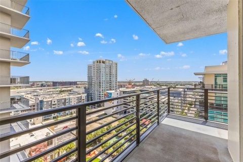 Copropriété à vendre à Tampa, Floride: 2 chambres, 126.9 m2 № 2199111 - photo 17