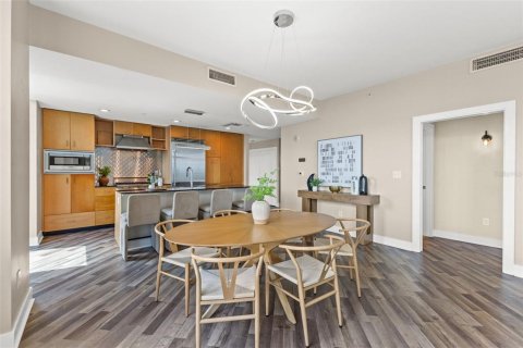 Copropriété à vendre à Tampa, Floride: 2 chambres, 126.9 m2 № 2199111 - photo 10