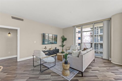 Copropriété à vendre à Tampa, Floride: 2 chambres, 126.9 m2 № 2199111 - photo 7