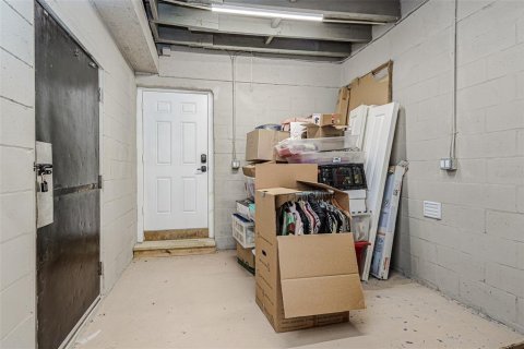 Commercial property in Saint Petersburg, Florida 568.84 sq.m. № 1533000 - photo 19