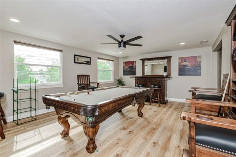 Commercial property in Saint Petersburg, Florida 568.84 sq.m. № 1533000 - photo 22