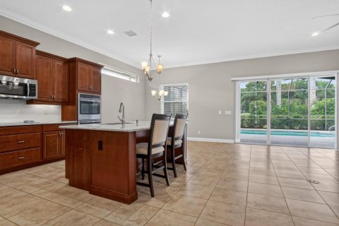 House in St. Lucie, Florida 3 bedrooms, 223.52 sq.m. № 2083969 - photo 11