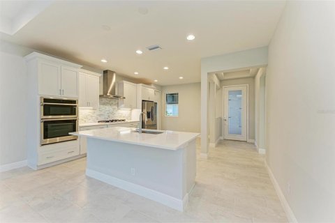 Villa ou maison à vendre à Bradenton, Floride: 2 chambres, 132.29 m2 № 2149273 - photo 4