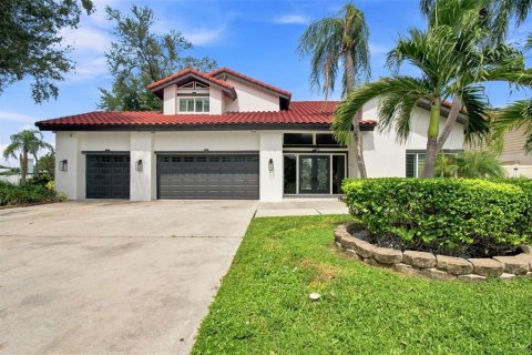 Villa ou maison à Tampa, Floride 4 chambres, 285.3 m2 № 2354662