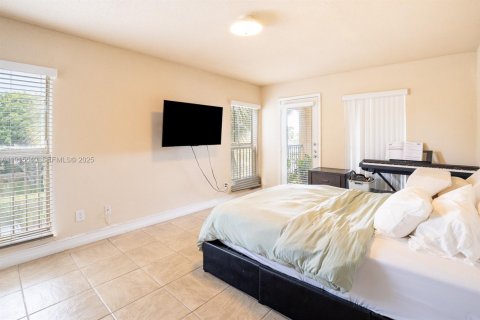 Condo in Coral Springs, Florida, 1 bedroom  № 1983700 - photo 19