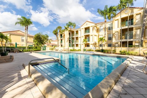 Condo in Coral Springs, Florida, 1 bedroom  № 1983700 - photo 28