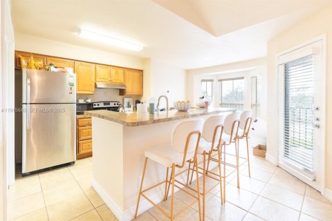 Condo in Coral Springs, Florida, 1 bedroom  № 1983700 - photo 9