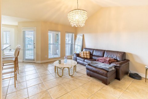 Condo in Coral Springs, Florida, 1 bedroom  № 1983700 - photo 5