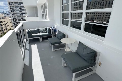 Condo in Miami Beach, Florida, 1 bedroom  № 1963061 - photo 4