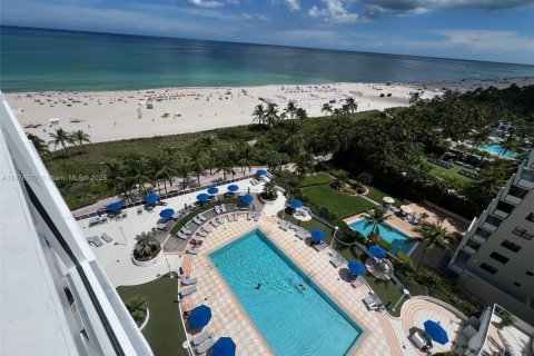 Condo in Miami Beach, Florida, 1 bedroom  № 1963061 - photo 8