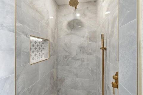 Villa ou maison à vendre à Punta Gorda, Floride: 4 chambres, 298.12 m2 № 2302345 - photo 27