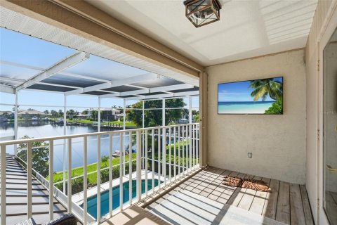 Villa ou maison à vendre à Punta Gorda, Floride: 4 chambres, 298.12 m2 № 2302345 - photo 30