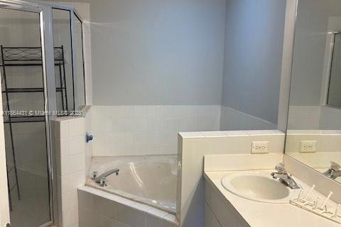 Adosado en alquiler en Doral, Florida, 3 dormitorios, 145.95 m2 № 1892546 - foto 9