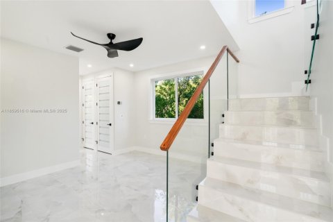 Купить виллу или дом в Ки-Ларго, Флорида 4 спальни, № 1979614 - фото 28