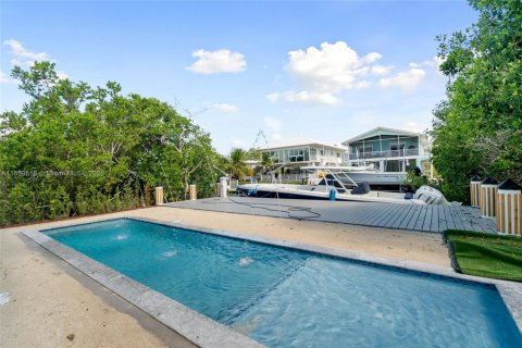 Купить виллу или дом в Ки-Ларго, Флорида 4 спальни, № 1979614 - фото 7