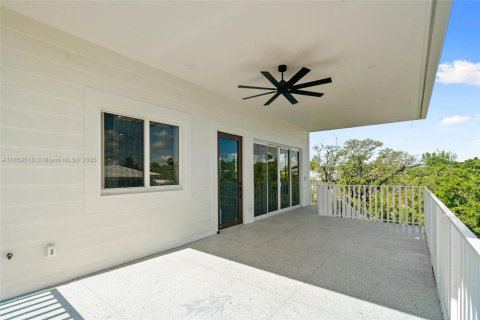 Купить виллу или дом в Ки-Ларго, Флорида 4 спальни, № 1979614 - фото 29