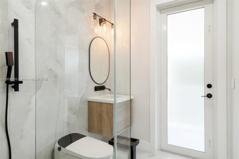 Купить виллу или дом в Ки-Ларго, Флорида 4 спальни, № 1979614 - фото 23