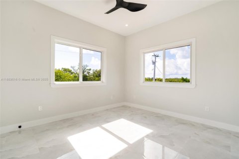 Купить виллу или дом в Ки-Ларго, Флорида 4 спальни, № 1979614 - фото 22