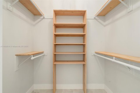 Купить виллу или дом в Ки-Ларго, Флорида 4 спальни, № 1979614 - фото 17