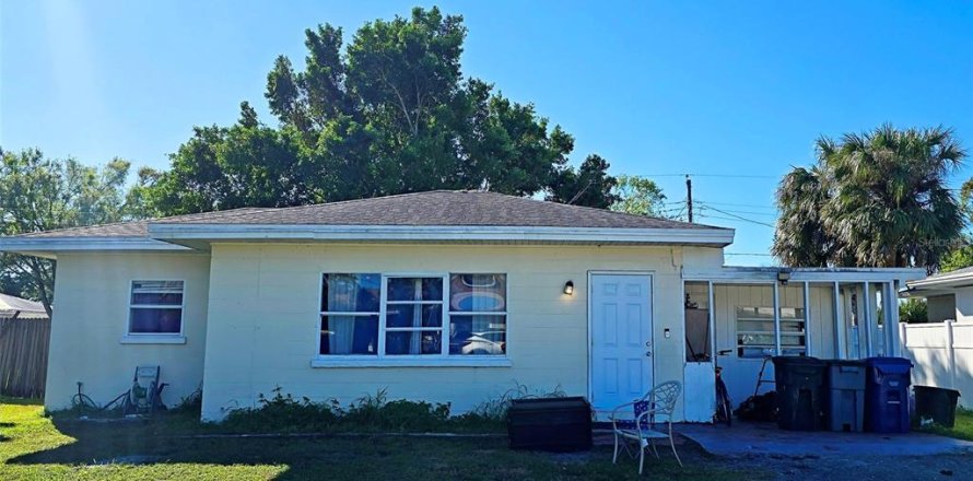 Casa en Sarasota, Florida 3 dormitorios, 68.28 m2 № 1570630