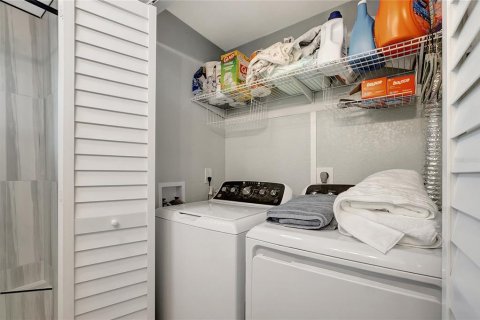 Casa en alquiler en Redington Shores, Florida, 3 dormitorios, 150.87 m2 № 2098200 - foto 27