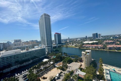 Купить кондоминиум в Холливуд, Флорида 2 спальни, 123.84м2, № 1988663 - фото 29