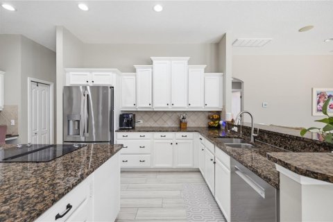 Casa en venta en Wesley Chapel, Florida, 4 dormitorios, 267.93 m2 № 2430754 - foto 17