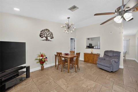 Villa ou maison à vendre à Indian lake estates, Floride: 3 chambres, 140.93 m2 № 2398960 - photo 14