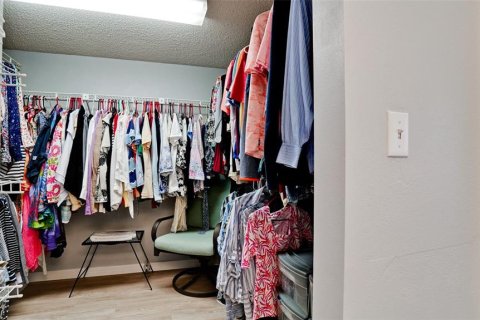 Condo in Bradenton, Florida, 2 bedrooms № 2102984 - photo 22
