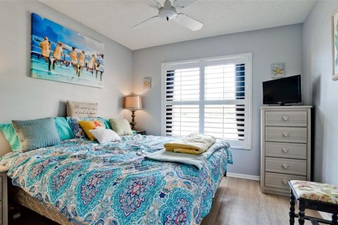 Condo in Bradenton, Florida, 2 bedrooms № 2102984 - photo 24