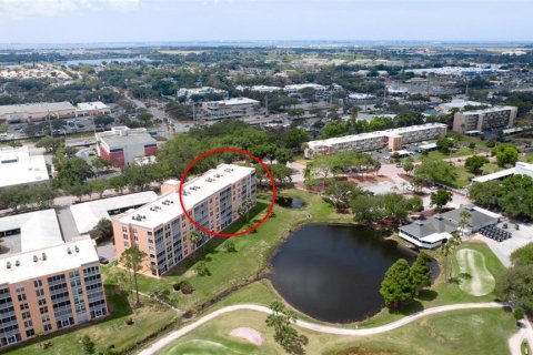 Condo à Bradenton, Floride, 2 chambres  № 2102984