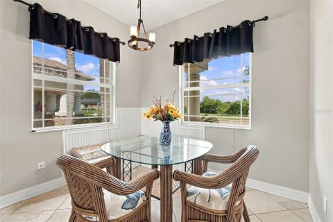 House in Spring Hill, Florida 3 bedrooms, 219.25 sq.m. № 2423921 - photo 12