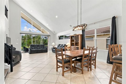 House in Spring Hill, Florida 3 bedrooms, 219.25 sq.m. № 2423921 - photo 15