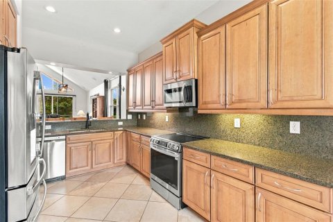 House in Spring Hill, Florida 3 bedrooms, 219.25 sq.m. № 2423921 - photo 14