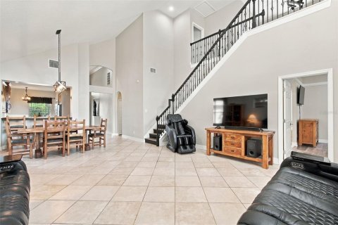 House in Spring Hill, Florida 3 bedrooms, 219.25 sq.m. № 2423921 - photo 19