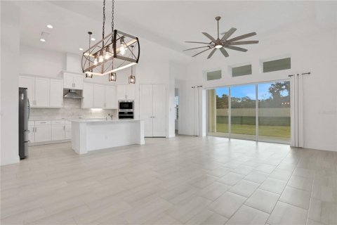 House in Port Orange, Florida 4 bedrooms, 246.28 sq.m. № 1722199 - photo 13