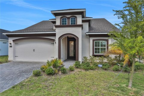 House in Port Orange, Florida 4 bedrooms, 246.28 sq.m. № 1722199 - photo 2