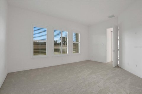 House in Port Orange, Florida 4 bedrooms, 246.28 sq.m. № 1722199 - photo 18