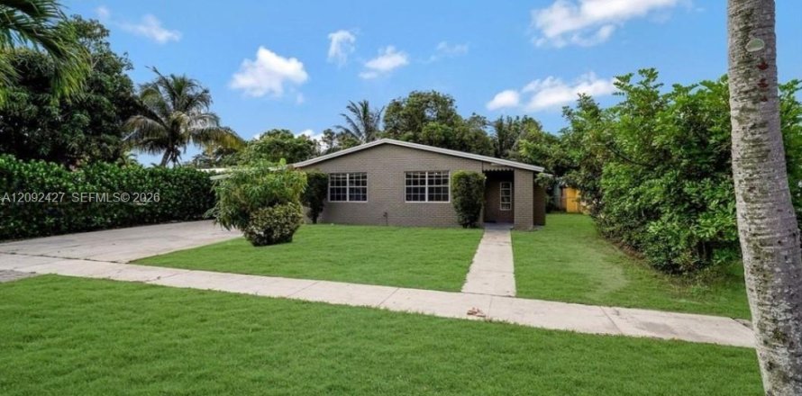 Villa ou maison à Sunrise, Floride 4 chambres, 121.89 m2 № 2422001