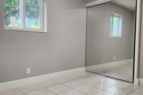 Villa ou maison à vendre à Sunrise, Floride: 4 chambres, 121.89 m2 № 2422001 - photo 8