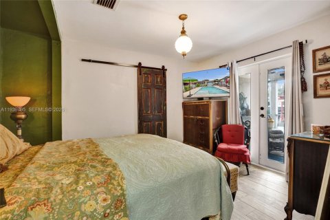 Villa ou maison à vendre à Miami, Floride: 2 chambres, 103.21 m2 № 2004990 - photo 10