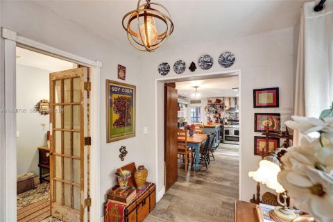 Villa ou maison à vendre à Miami, Floride: 2 chambres, 103.21 m2 № 2004990 - photo 16