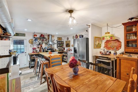 Villa ou maison à vendre à Miami, Floride: 2 chambres, 103.21 m2 № 2004990 - photo 18