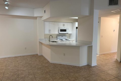 Copropriété à louer à Palm Beach Gardens, Floride: 3 chambres, 122.26 m2 № 2285759 - photo 3