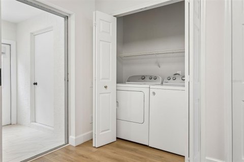 Купить таунхаус в Олдсмар, Флорида 5 комнат, 102.66м2, № 2324951 - фото 15