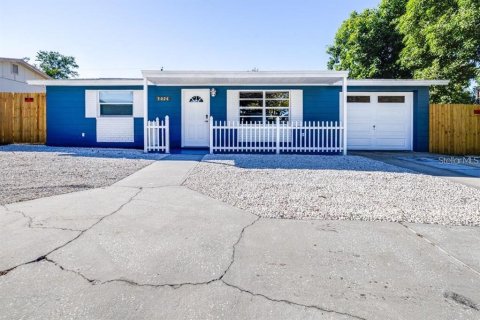 Villa ou maison à Holiday, Floride 2 chambres, 73.58 m2 № 2092493