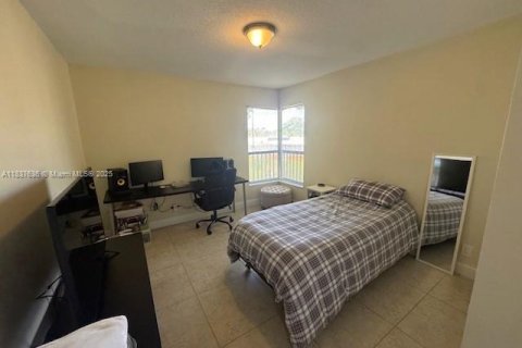 Condo in Coconut Creek, Florida, 2 bedrooms  № 1823557 - photo 17