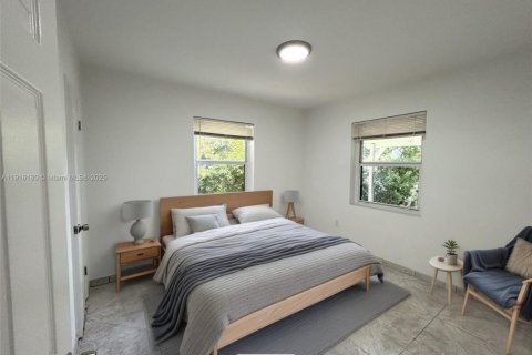 House in Miami, Florida 3 bedrooms, 107.02 sq.m. № 1970821 - photo 11
